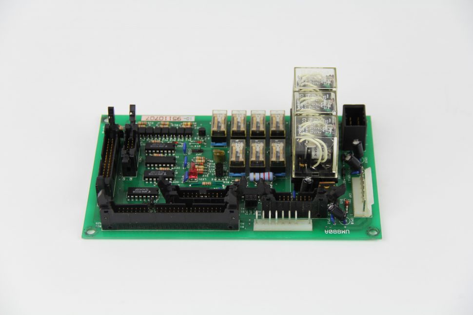 Nachi UM880A Relay Board for Nachi AR52 Controller